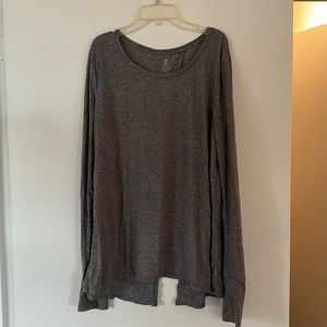Gap fit long sleeve top